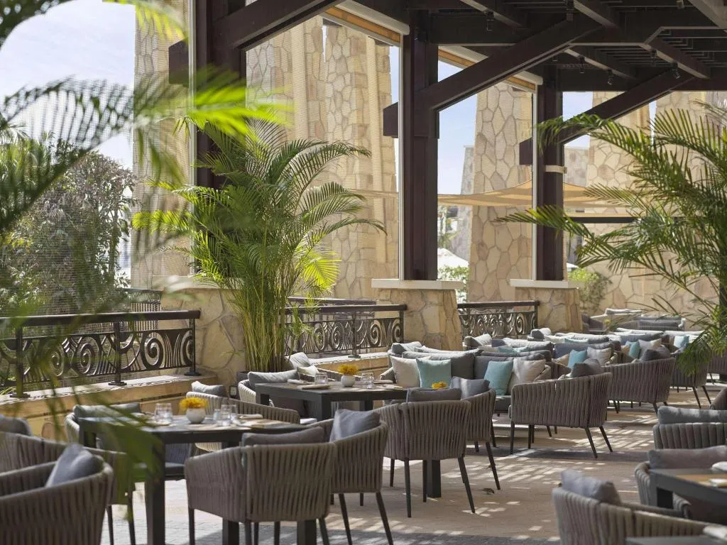 Restaurant, Sofitel Dubai The Palm, Dubai