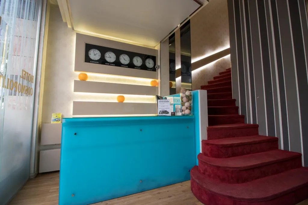 Lobby, Cosmopolit, Athens