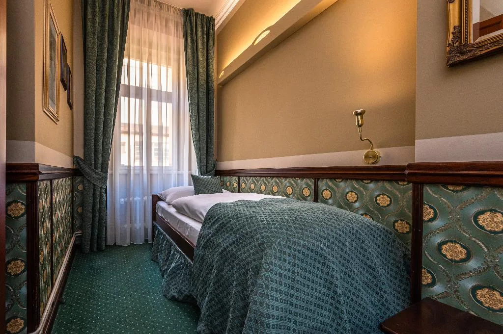 SINGLE CLASSIC Room, Hastal Hotel Prague Old Town, Prague