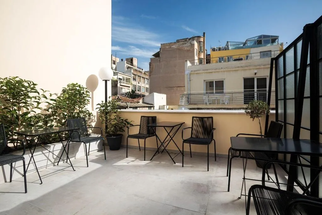 Terrace, Vol.5 The Mini Lodge, Athens