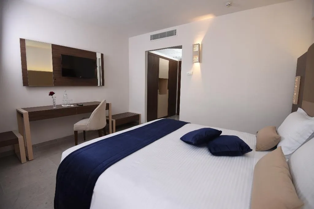 SUITE CLASSIC KING BED Room, Lescure Business Hotel & Spa, Tunisia