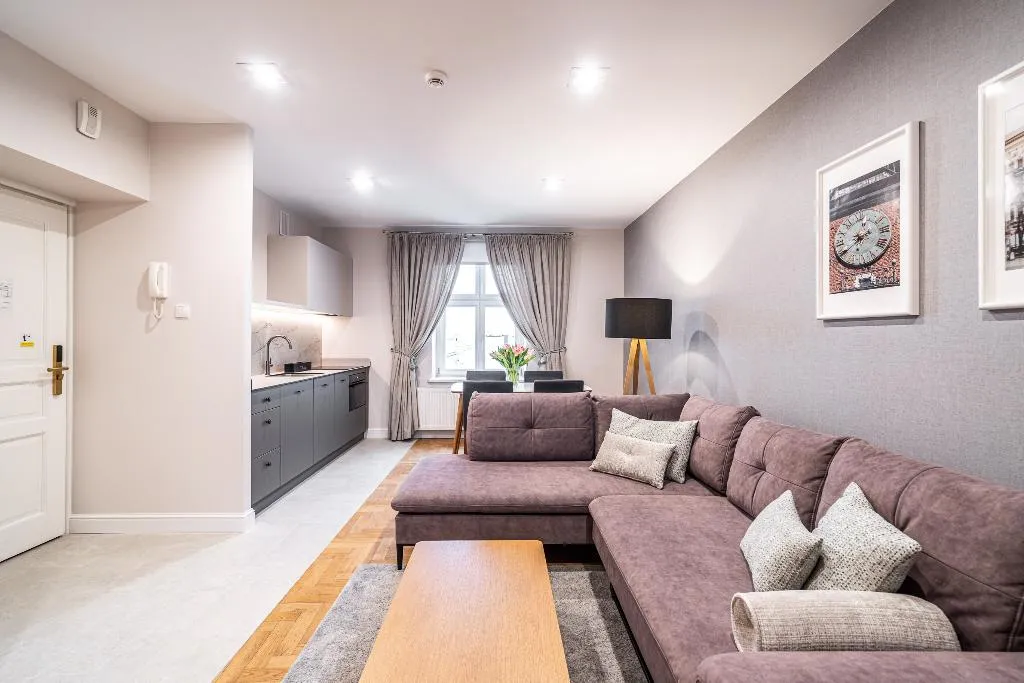 APARTMENT CAPACITY 4 ONE BEDROOM Room, Venetian House Market Square Aparthotel, Krakow