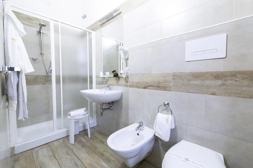 Room, Hotel Del Sole, Naples