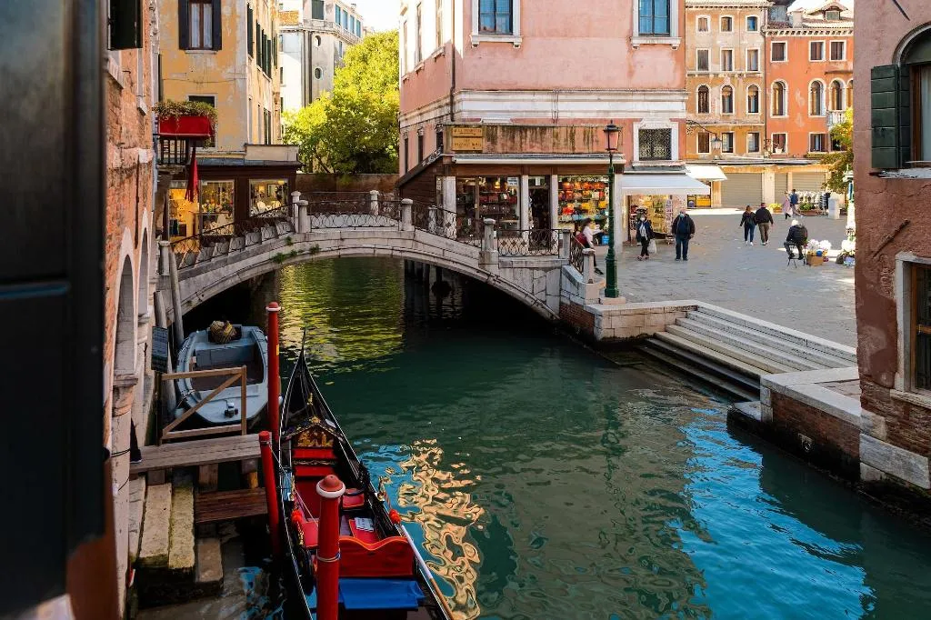 General view, Hotel Al Vagon, Venice