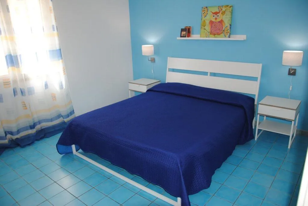 APARTMENT FOUR BEDROOMS Room, Lumia Case Vacanze, Catania