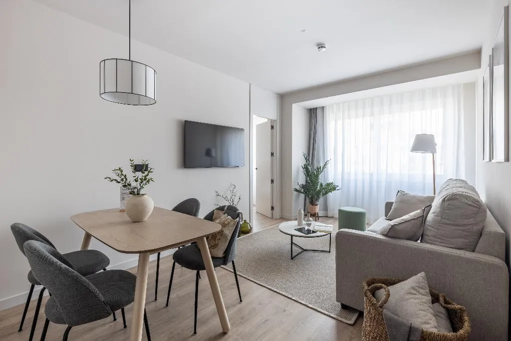 APARTMENT ONE BEDROOM Room, Libere Madrid Chamberi, Madrid
