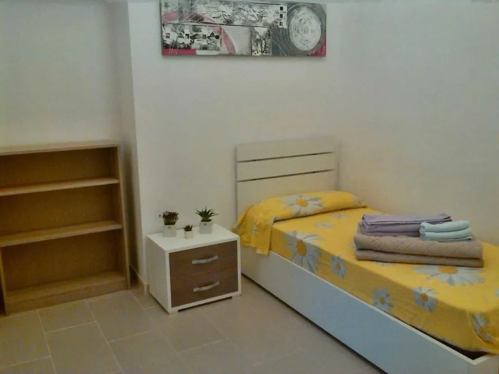 Room, Bed And Breakfast Ocurniciell, Naples