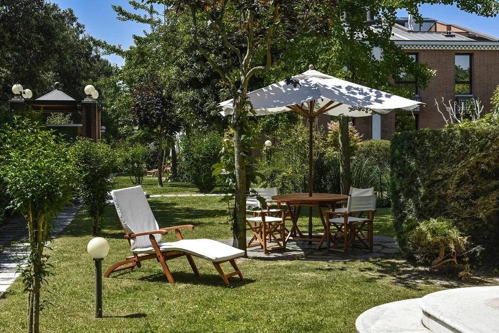 Terrace, DB Villas Le Ville del Lido Resort, Venice
