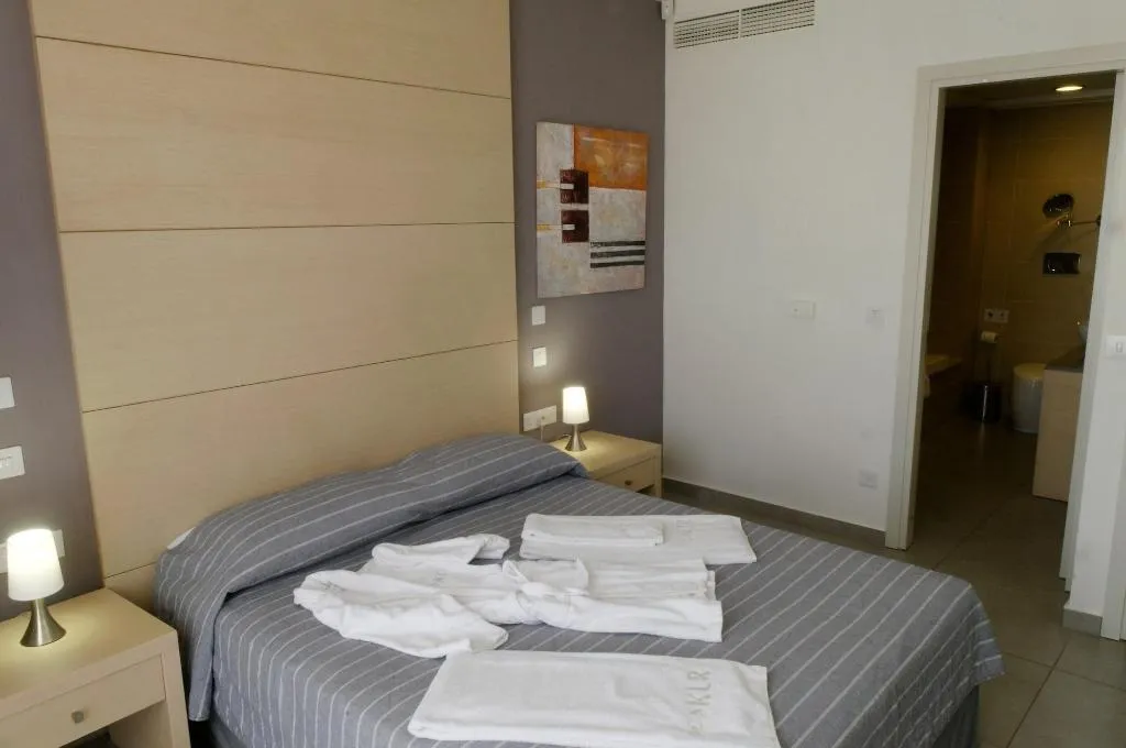 Room, Blue Lagoon Kosher Hotel, Cyprus