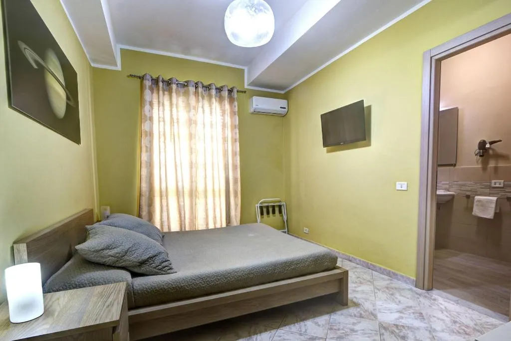 Room, B&B Kosmos, Catania