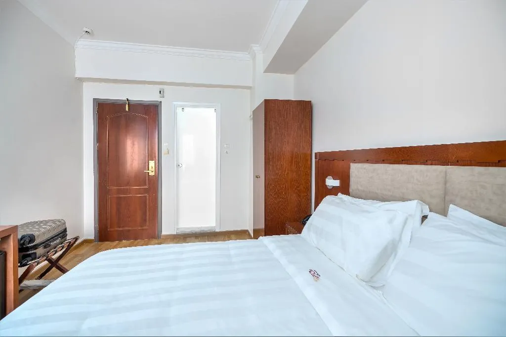 DOUBLE SINGLE USE STANDARD Room, Attalos Hotel, Athens
