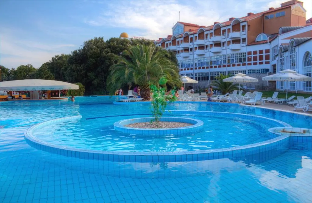 Pool, Duga Uvala, Istria