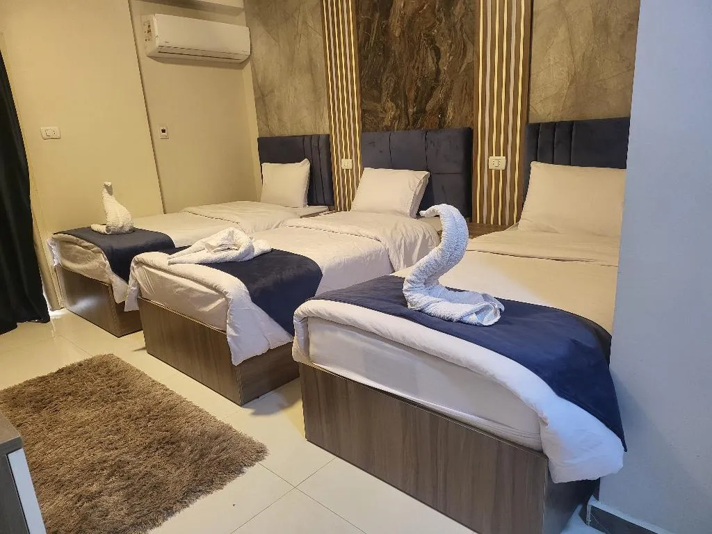 TRIPLE DELUXE WITH BALCONY Room, Alibaba Pyramids View, Cairo