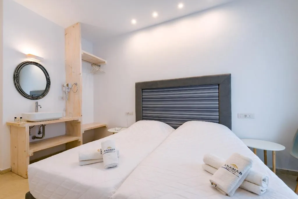 Double or Twin SUPERIOR WITH PRIVATE POOL Room, Anamar Santorini, Rhodes