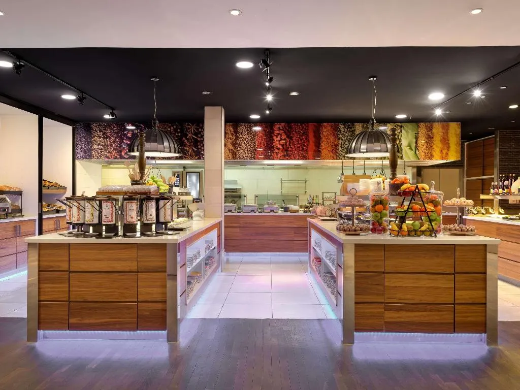 Restaurant, Movenpick Hotel Amsterdam City Centre, Amsterdam