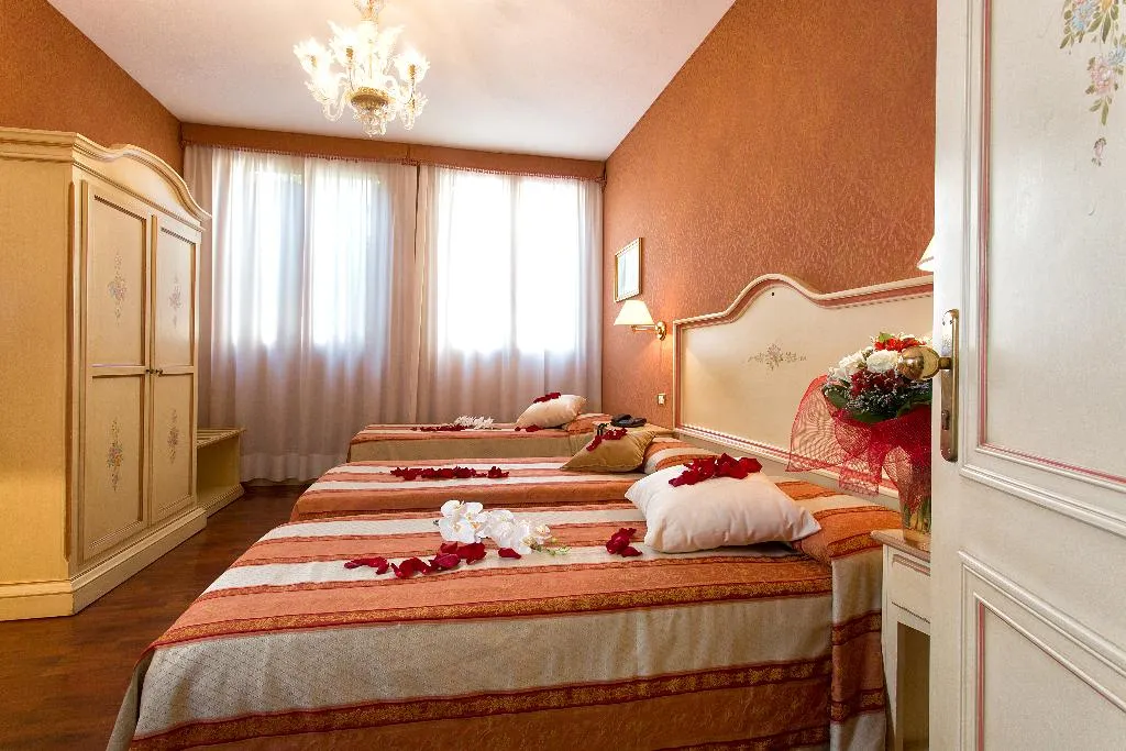 TRIPLE ANNEX Room, Hotel Conterie, Venice