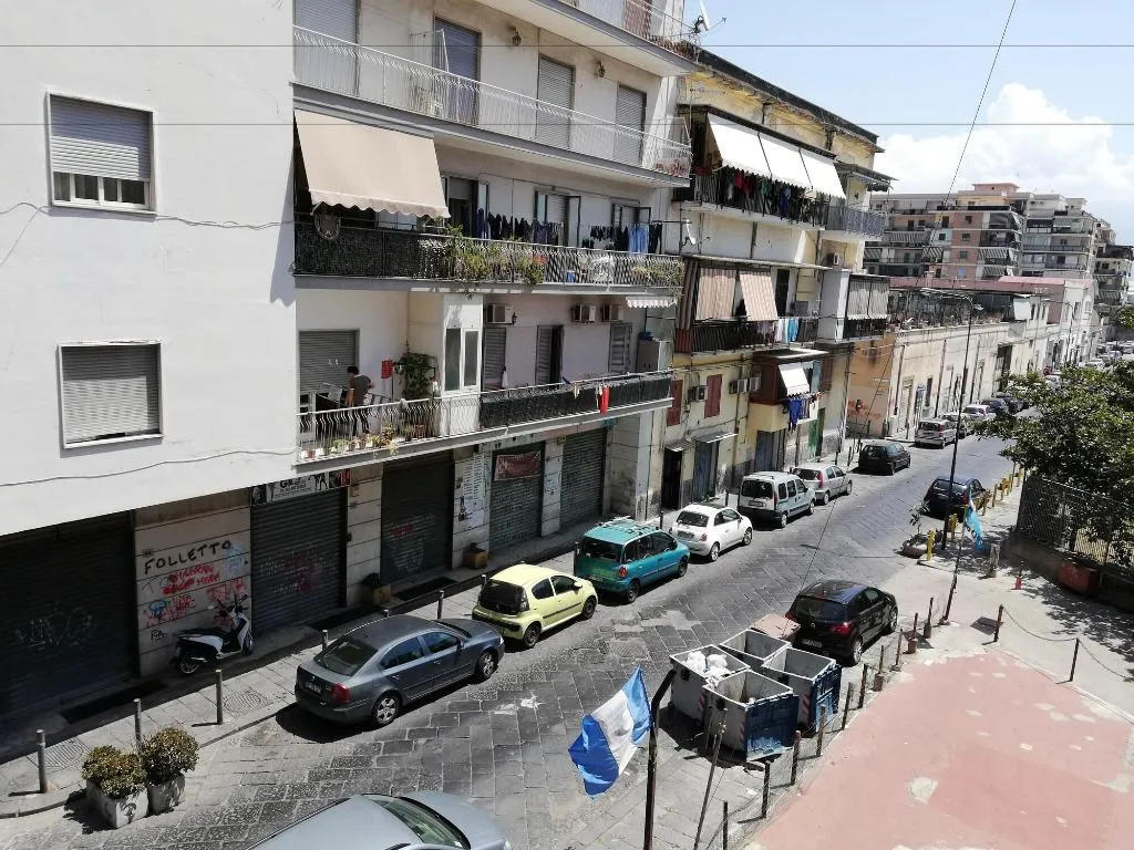 General view, B&B Central City, Naples