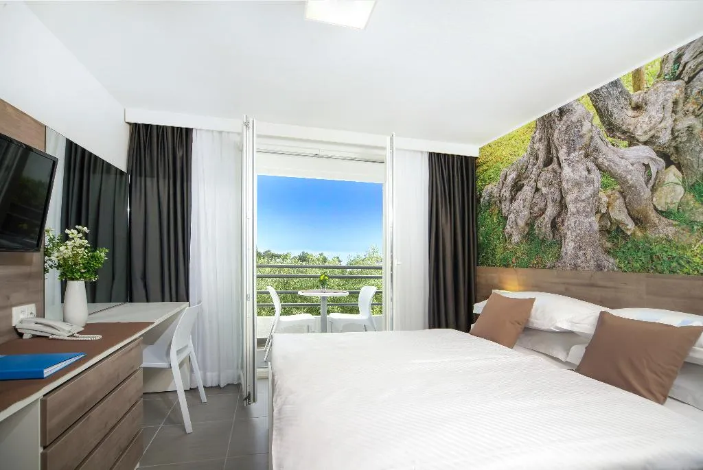 FAMILY ROOM ANNEX Room, Bluesun hotel Neptun, Split