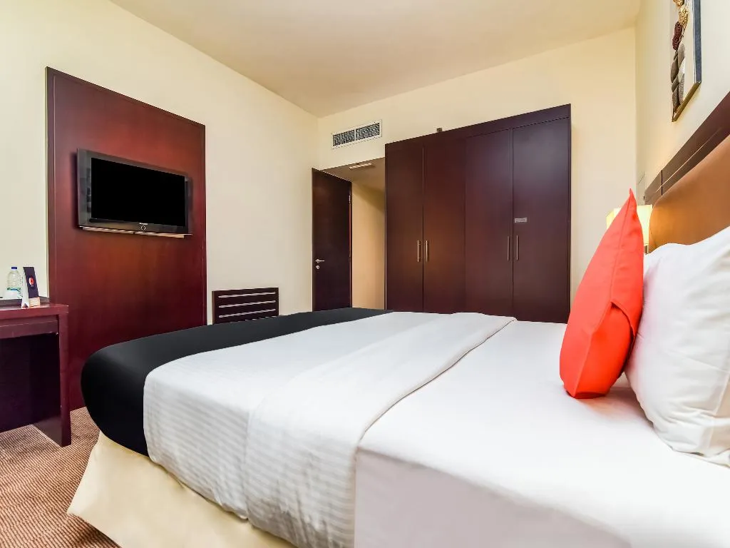 DOUBLE DELUXE SUPERIOR Room, Landmark Summit Hotel, Dubai