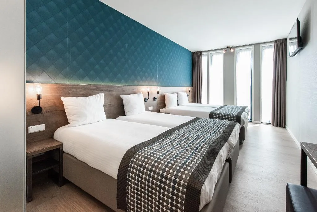 QUADRUPLE STANDARD Room, Melrose, Amsterdam