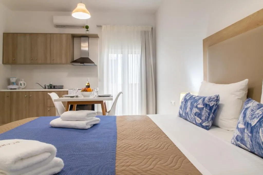 STUDIO ONE BED Room, Argiri Apartments & Suites, Crete
