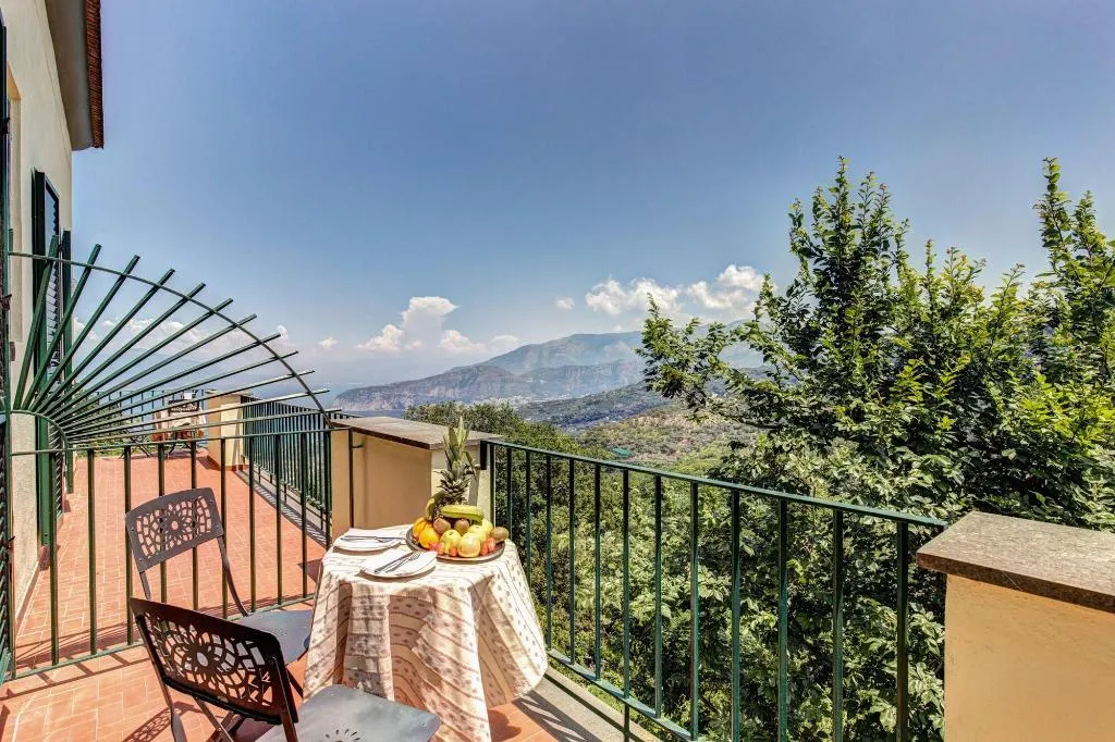 Room, Grand Hotel Hermitage & Villa Romita, Naples