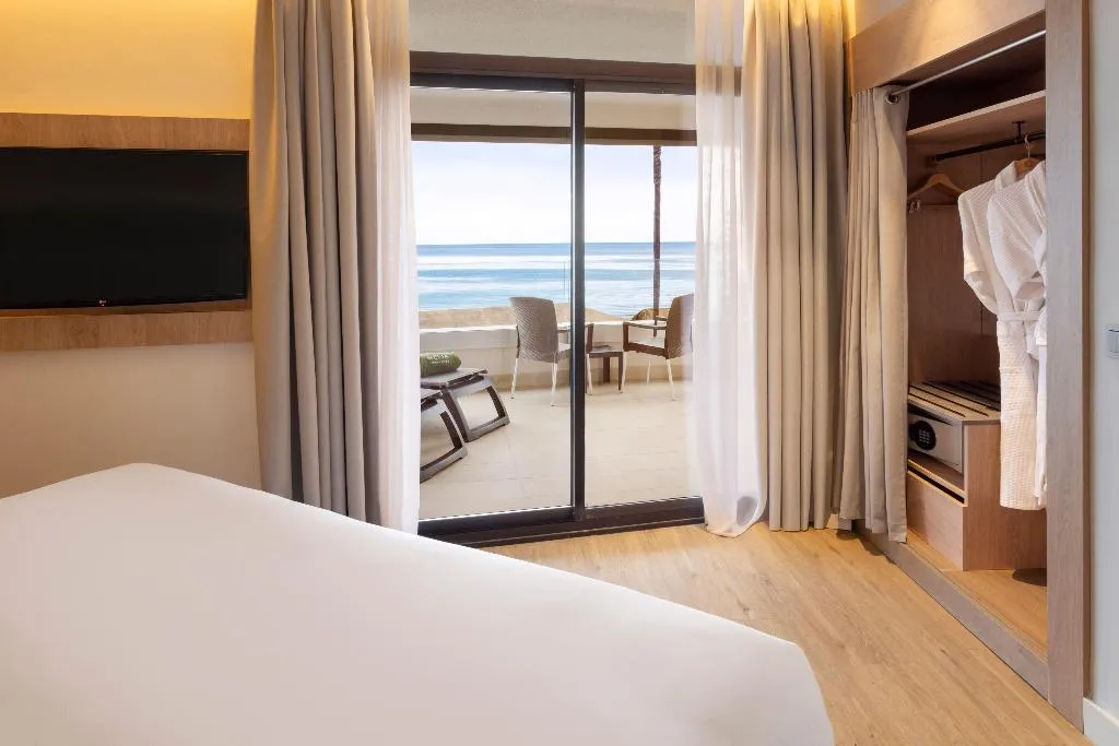JUNIOR SUITE STANDARD Room, Melia Costa del Sol, Costa Del Sol