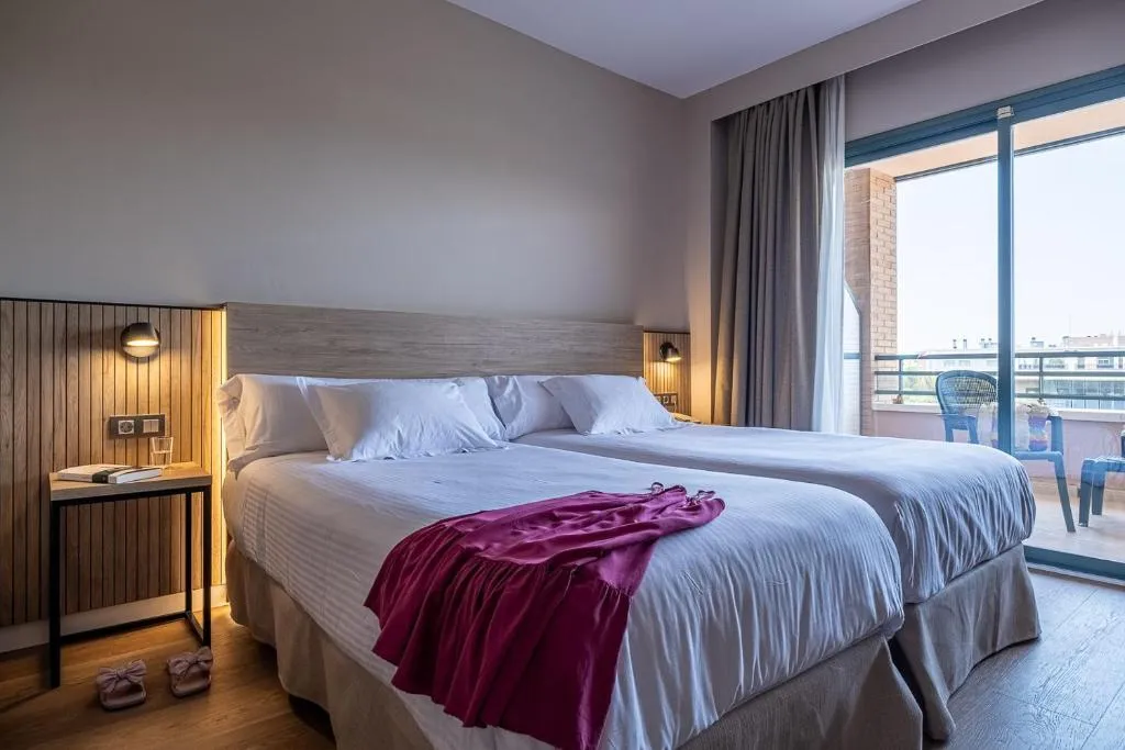 Double or Twin SUPERIOR POOL VIEW Room, California Palace, Costa Dorada