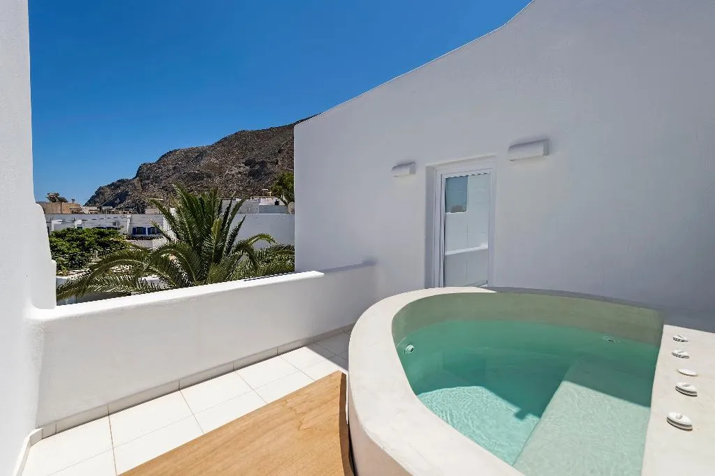 JUNIOR SUITE STANDARD Room, Cavo Bianco Boutique Hotel & Spa, Santorini