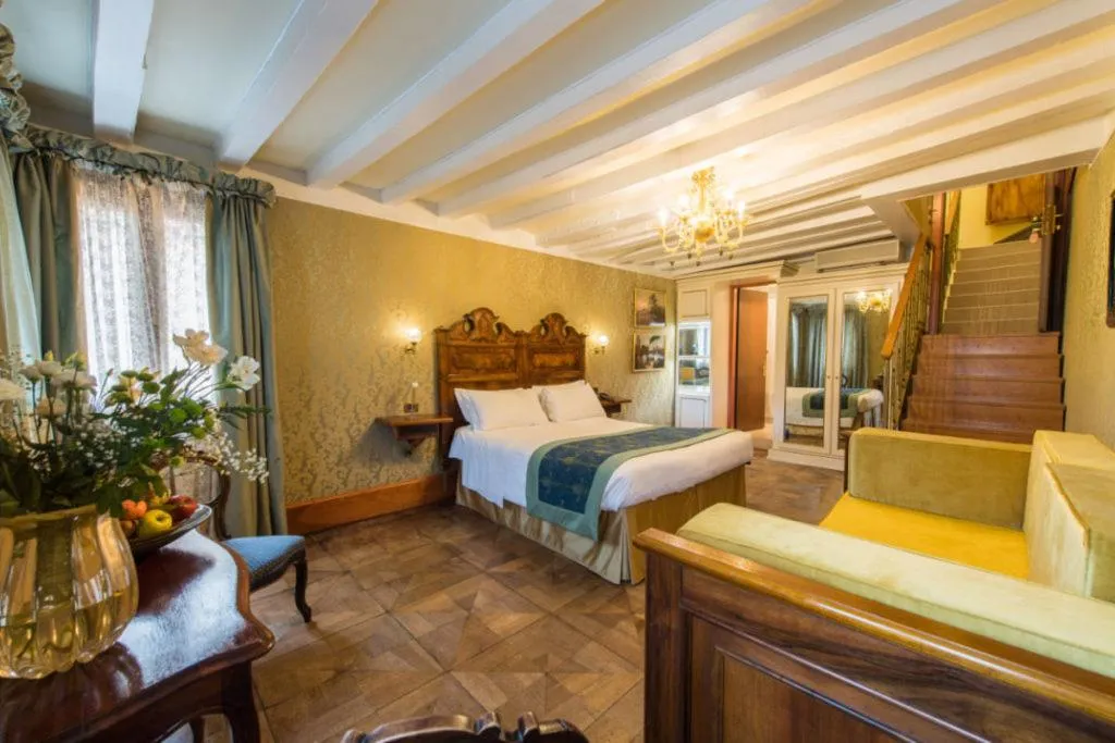 Double or Twin SUPERIOR Room, Casa Nicolò Priuli, Venice