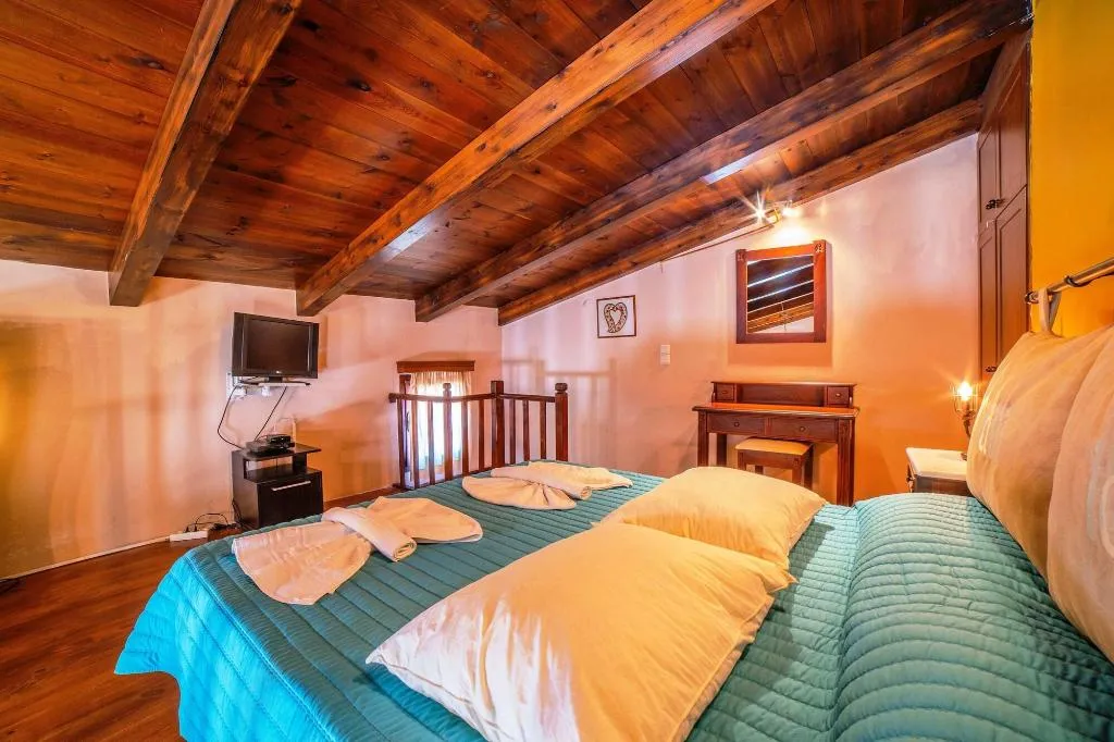 Room, Idili Traditional House, Crete