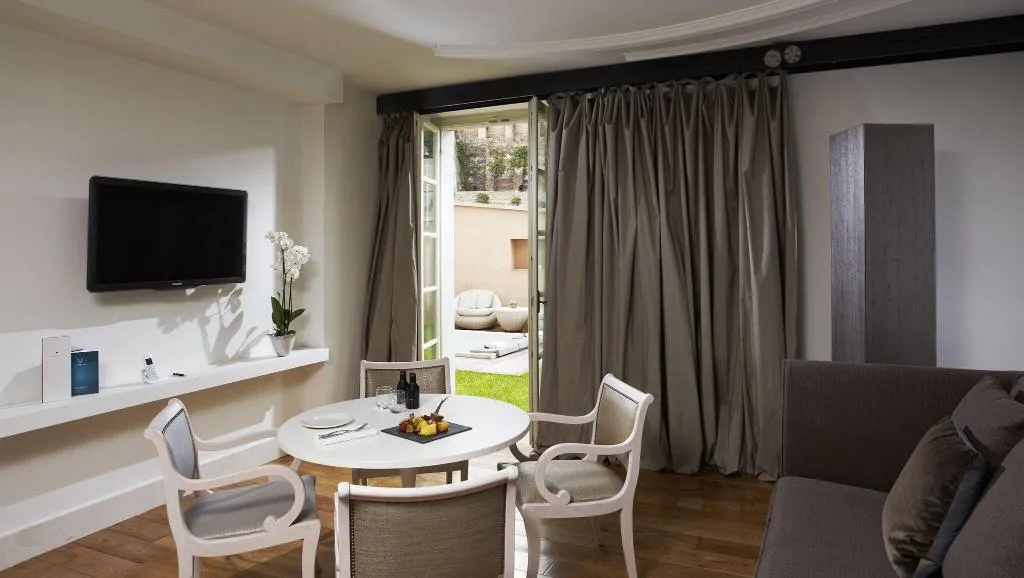 Room, Villa Agrippina Gran Meliá, Rome