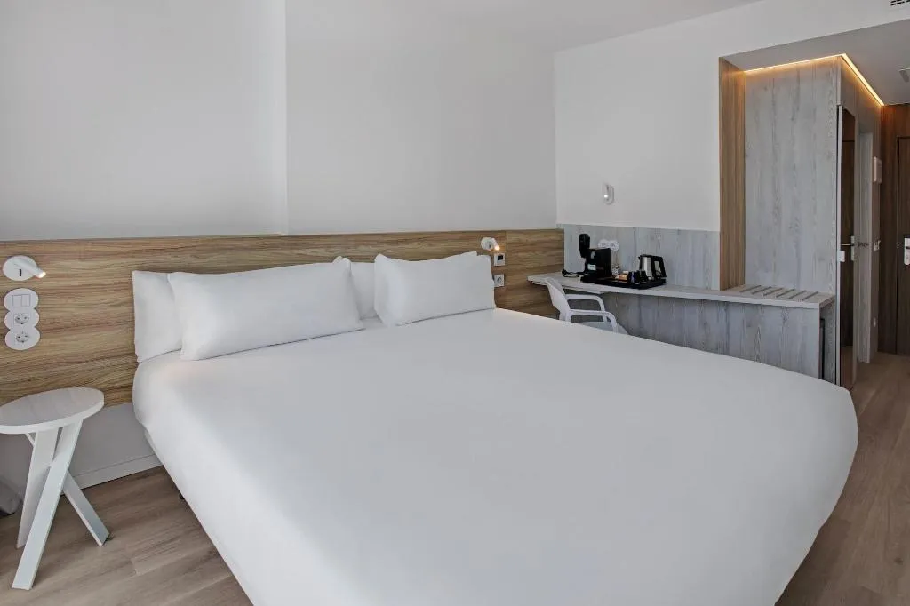 Room, B&B HOTEL Porto Gaia, Porto