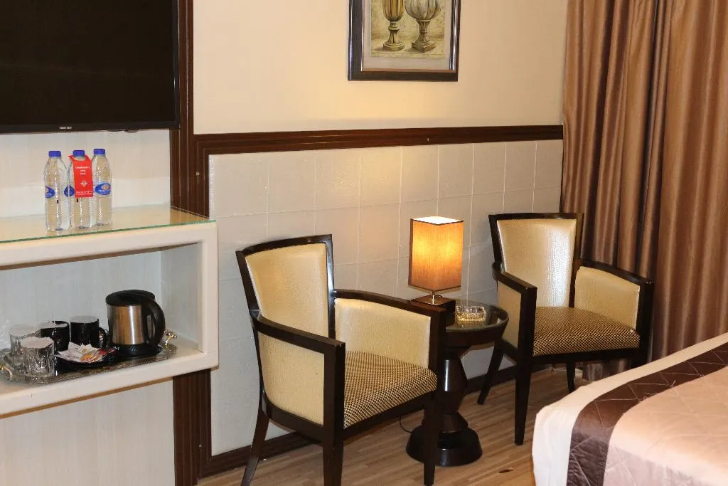 FAMILY ROOM DELUXE WITH BALCONY Room, Al Khaleej Grand, Dubai