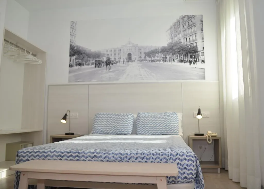 DOUBLE STANDARD Room, San Lorenzo, Madrid