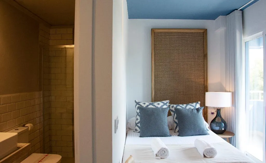 Double or Twin ECONOMY Room, You&Co.Saler Beach Boutique, Valencia
