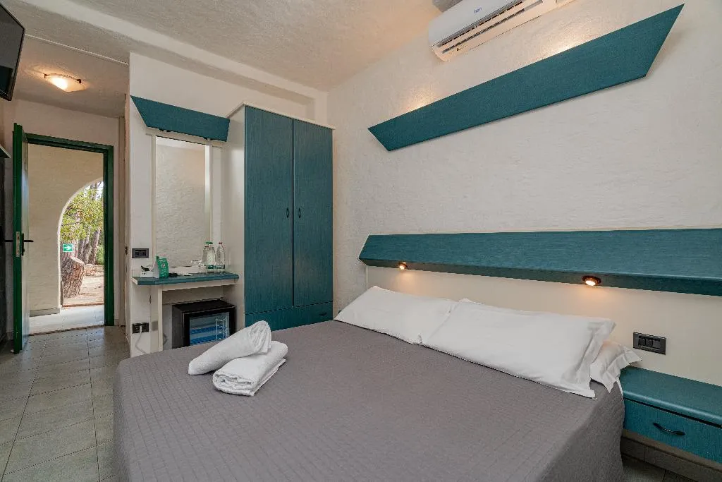 DOUBLE BASIC Room, Club Esse Cala Bitta, Olbia