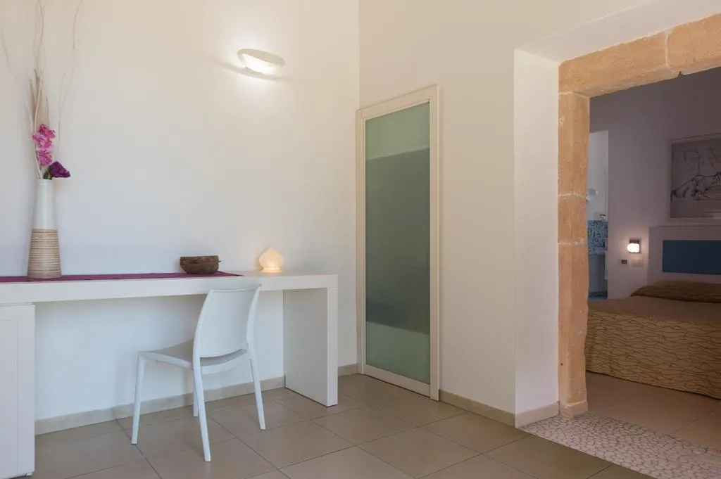 QUADRUPLE SUPERIOR Room, Life Hotels Kalaonda Resort, Catania
