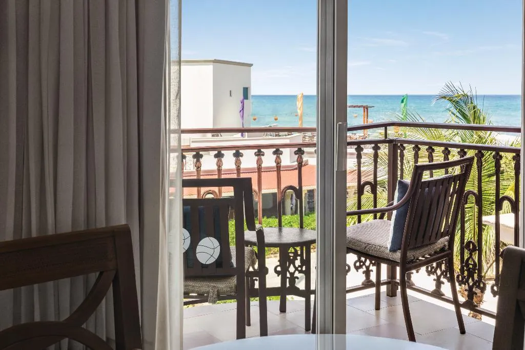 JUNIOR SUITE OCEAN VIEW Room, Wyndham Alltra Playa del Carmen Adults Only All In, Playa Del Carmen