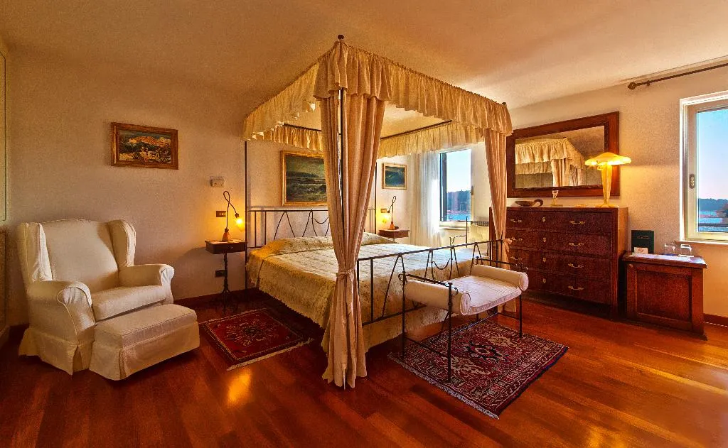 SUITE SEA VIEW Room, Villa Tuttorotto, Istria