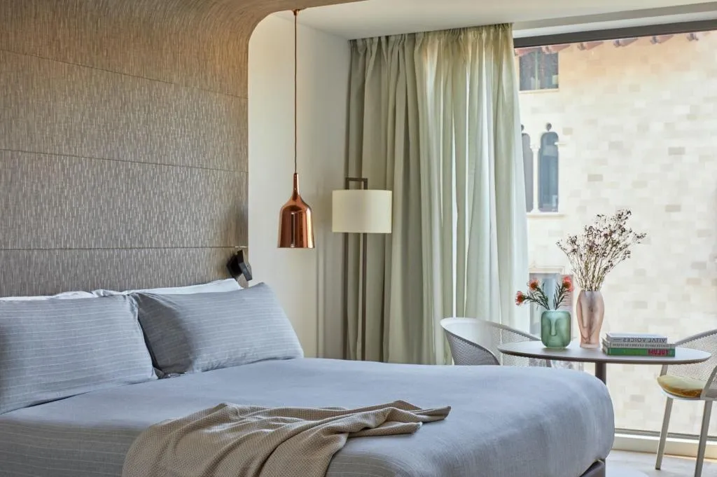 Room, ME Barcelona, Barcelona
