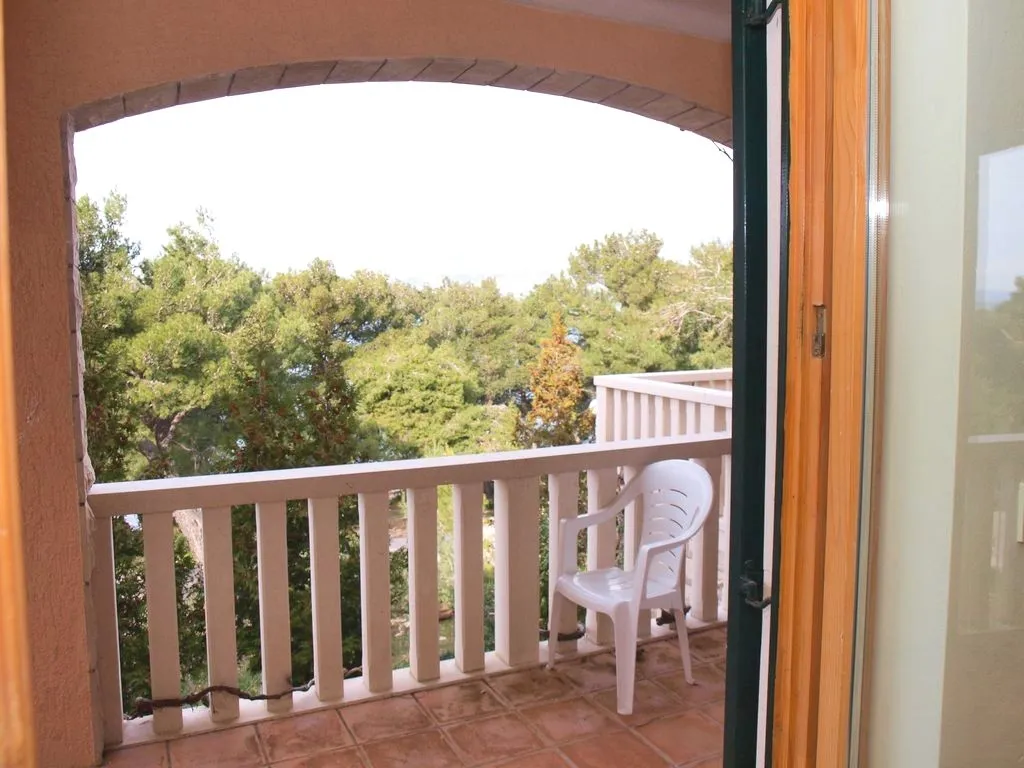APARTMENT TWO BEDROOMS Room, Santic, Split
