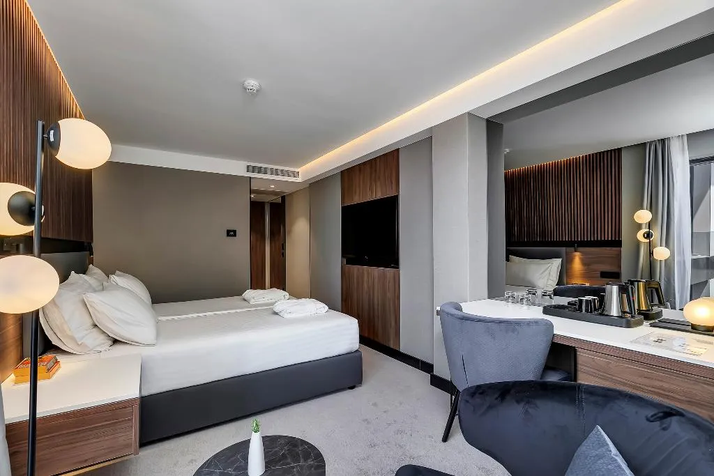 Double or Twin STANDARD Room, Boutique hotel NOEMIA, Split