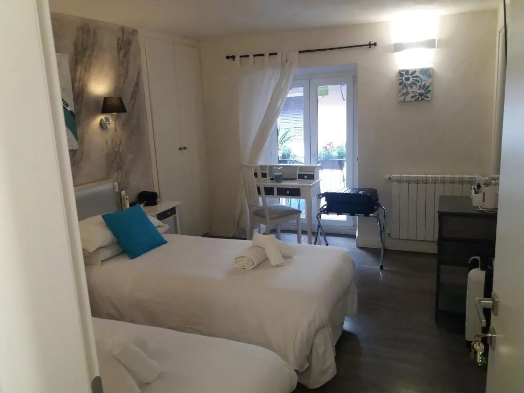 Room, Delsi Suites Pantheon, Rome
