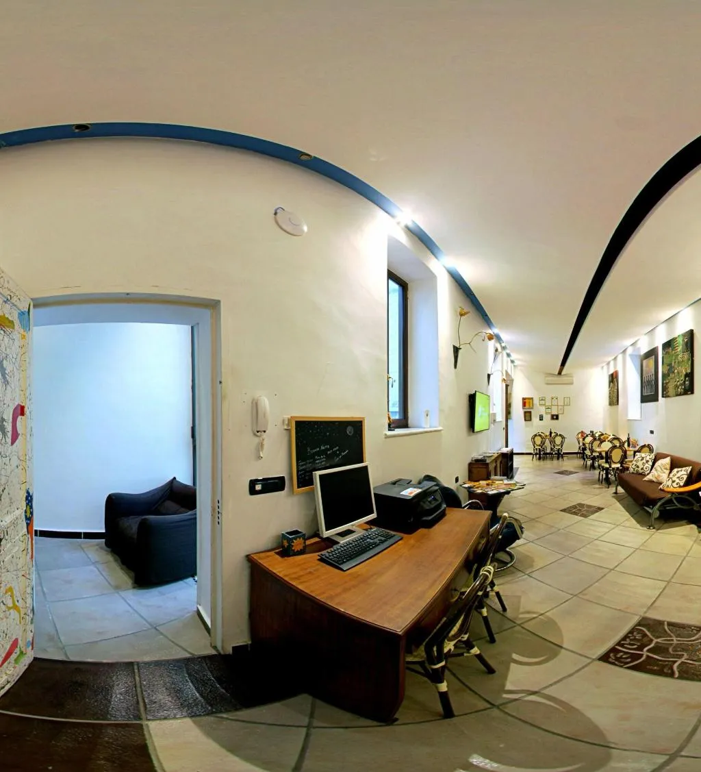 Room, Casa Del Monacone, Naples