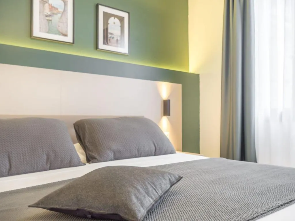 Room, Grand Canal Suites, Venice