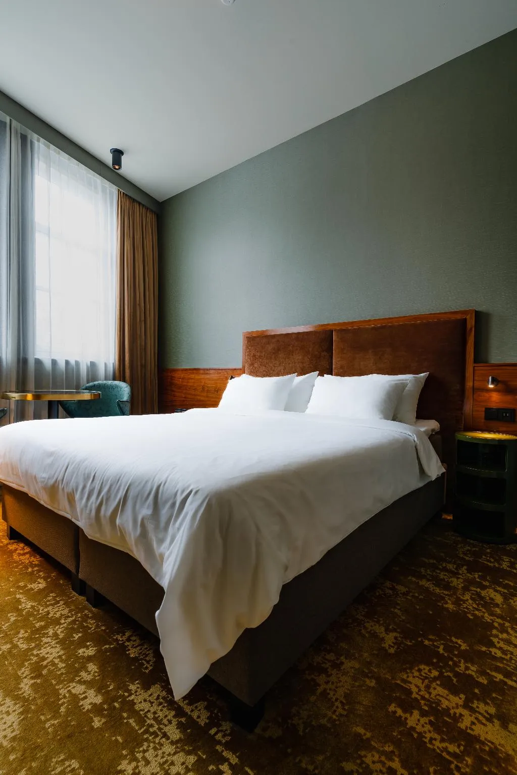 DOUBLE EXECUTIVE CANAL VIEW Room, Hotel MAI Amsterdam, Amsterdam