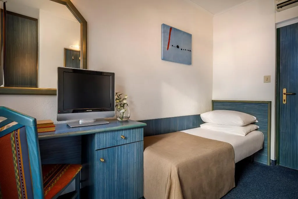 SINGLE STANDARD Room, Laguna Maradiso Hotel by Aminess, Istria