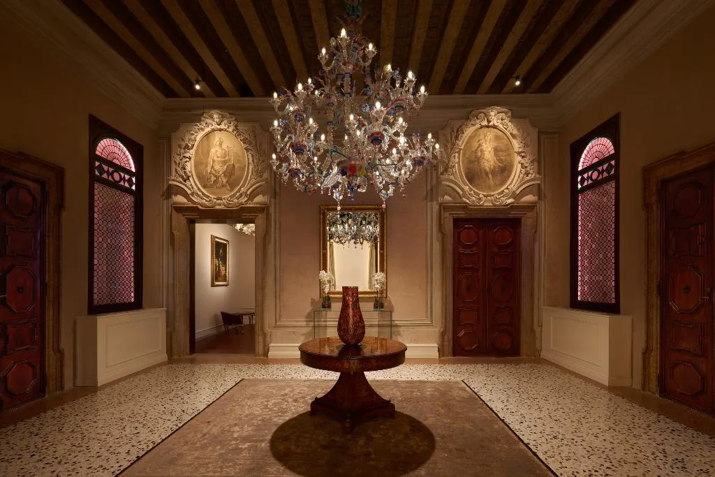 Room, Palazzo Giovanelli e Gran Canal, Venice