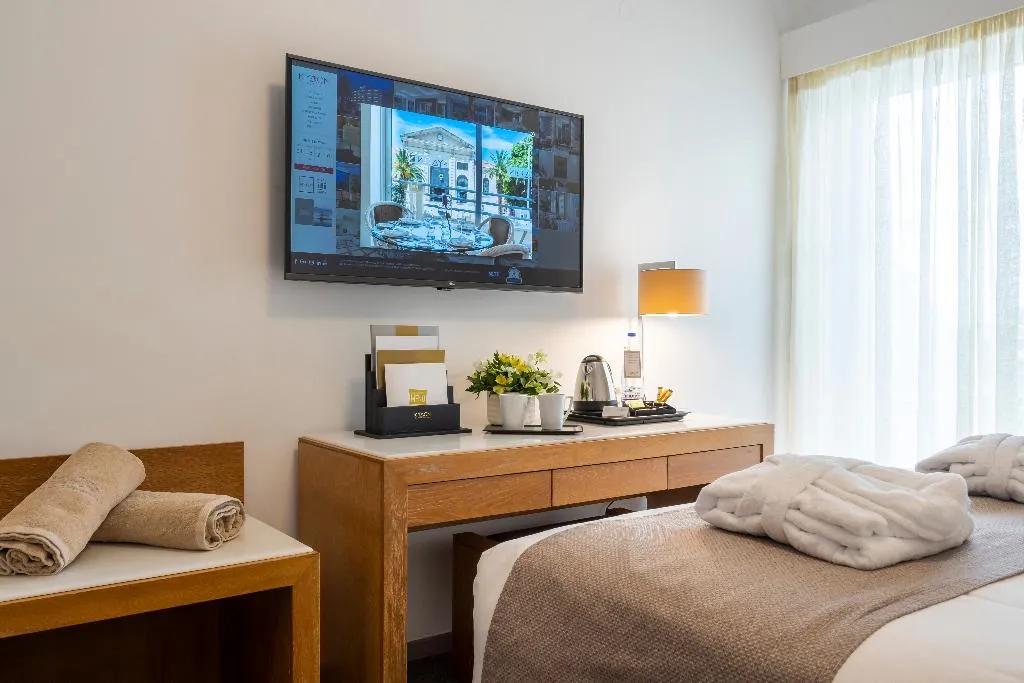 Double or Twin COMFORT Room, Kydon, The Heart City Hotel, Crete